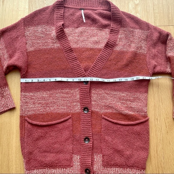 NWT FREE PEOPLE SOUTHPORT  OVERSIZED BEACH CARDIGAN BLUSHES COMBO XS - Picture 12 of 13
